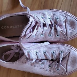 Converse low sneakers size 3 girls